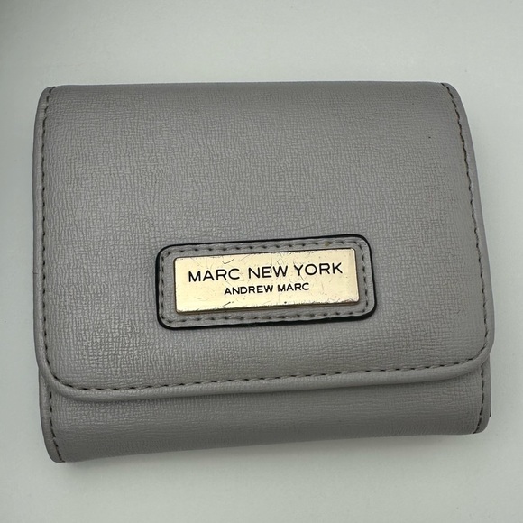 Marc New York Gray and Black Leather Wallet - Picture 4 of 7